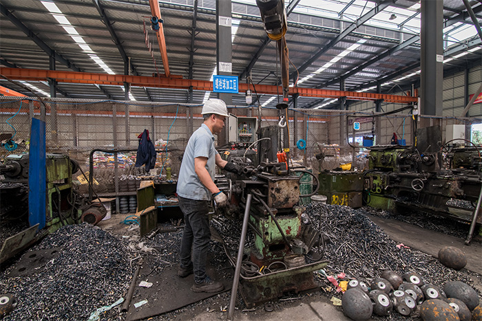 新乐网架配件-螺栓球加工车间